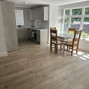 Spacious 2 Bedroom Flat Cambridge (Cambridgeshire)